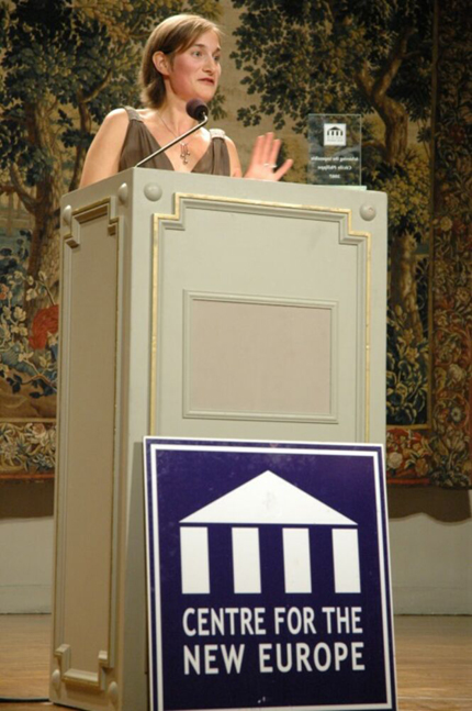 img-0512small.jpg