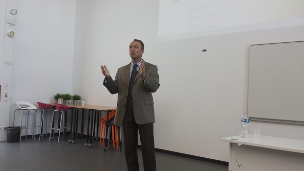 Guido_Hulsmann_1_Troyes_2014.jpg
